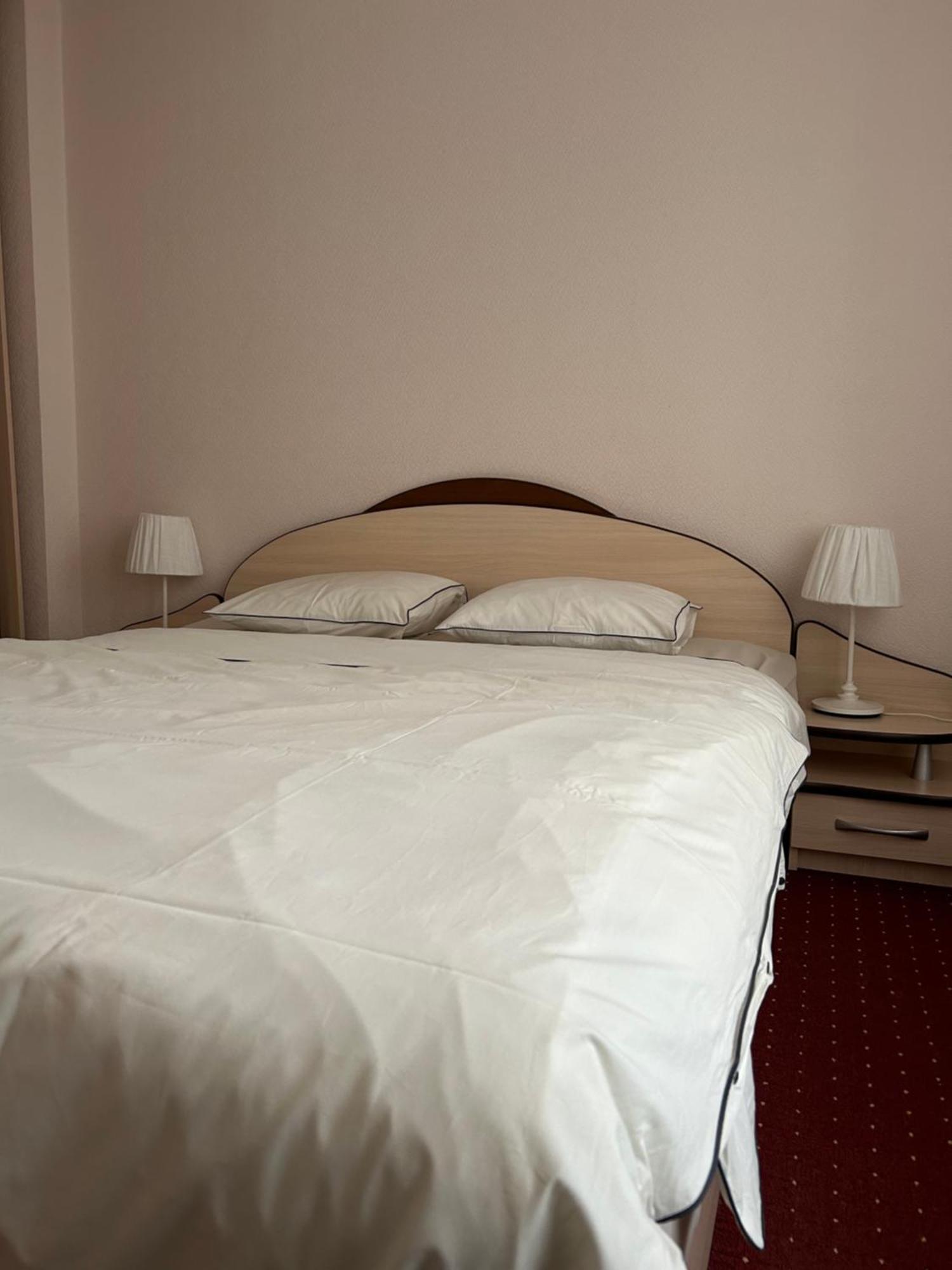 Apartamenti Bulvaris อาลูคเซน์ ภายนอก รูปภาพ